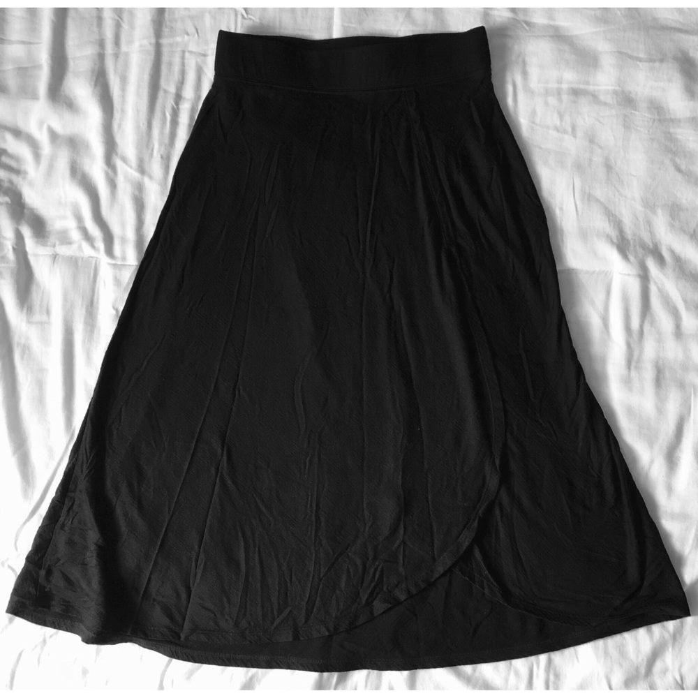 Ibex Merino Wool Black Midi Skirt